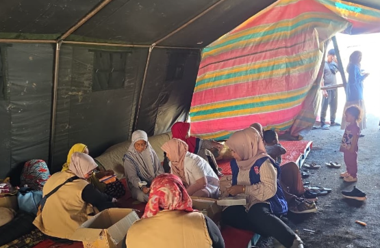 ribuan-pengungsi-di-aceh-terserang-ispa