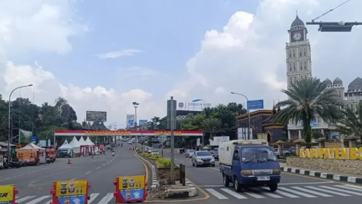 polisi-terapkan-one-way-jakarta-bogor-pagi-ini