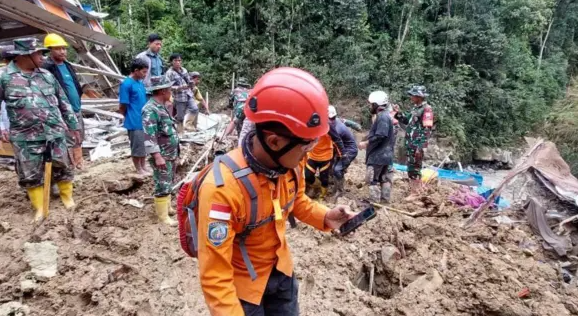 Cuaca Ekstrem: Banjir & Longsor di Sumatera Utara